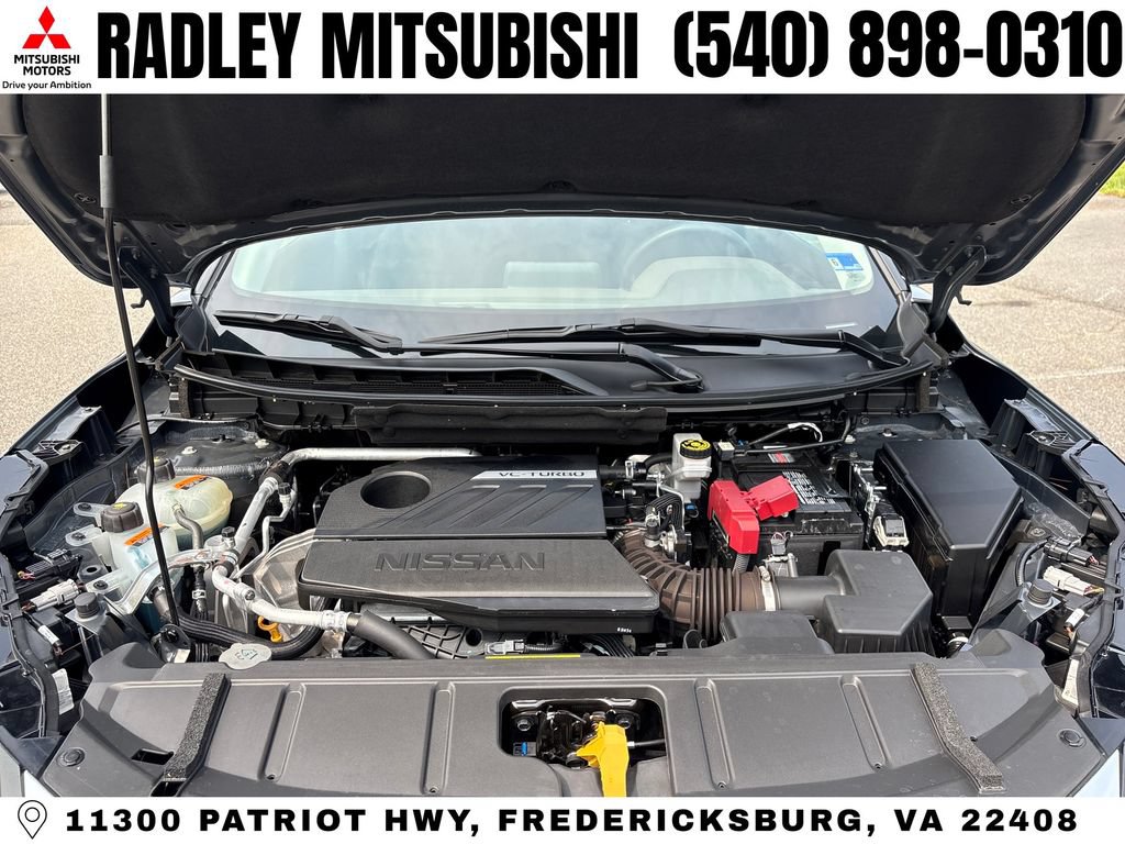 Used 2023 Nissan Rogue S AWD/4WD image 15