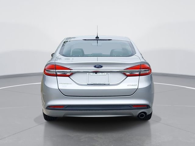 Used 2018 Ford Fusion S FWD image 4
