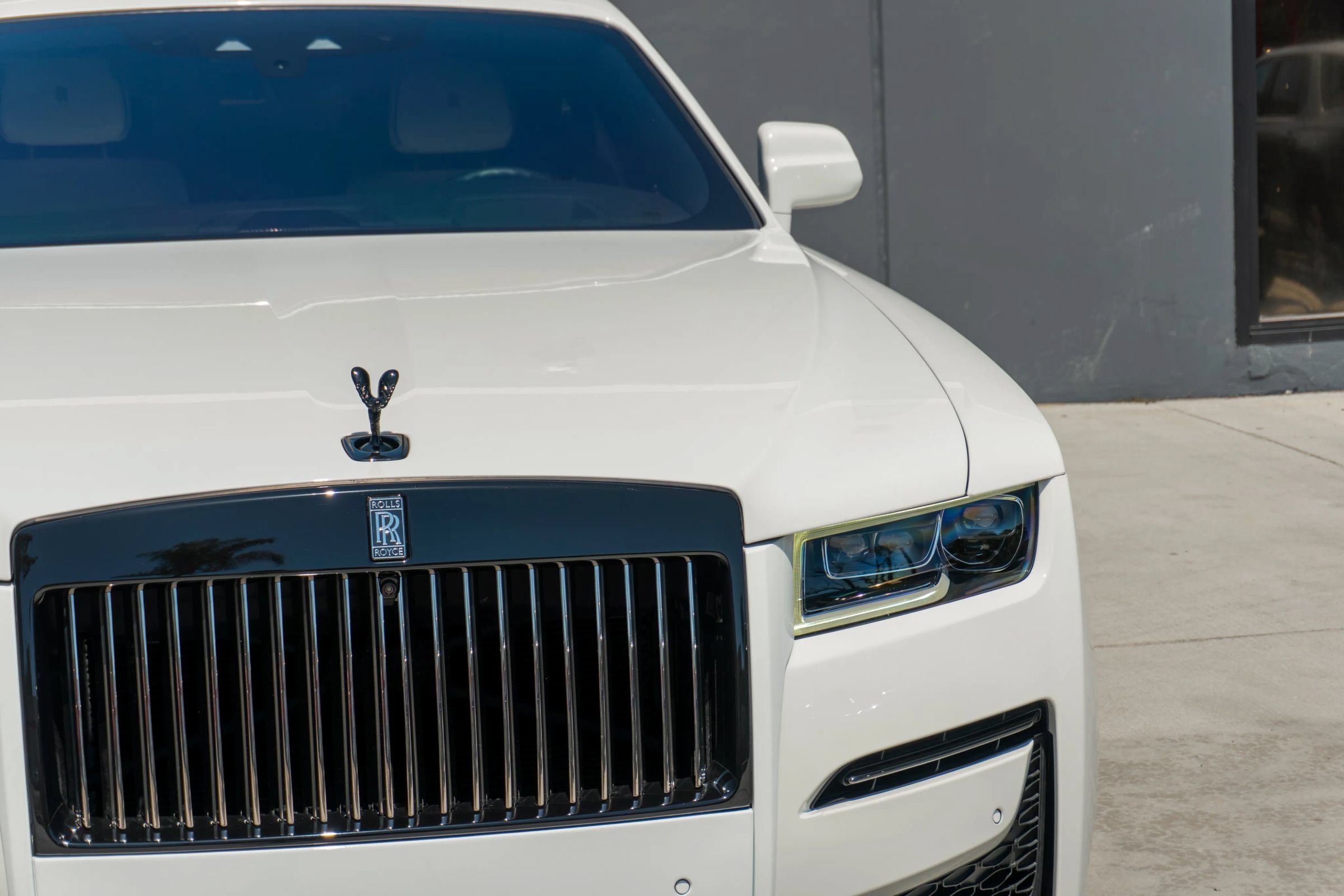 Used 2023 Rolls-Royce Ghost Black Badge w/ Black Badge Ghost Package AWD/4WD image 31