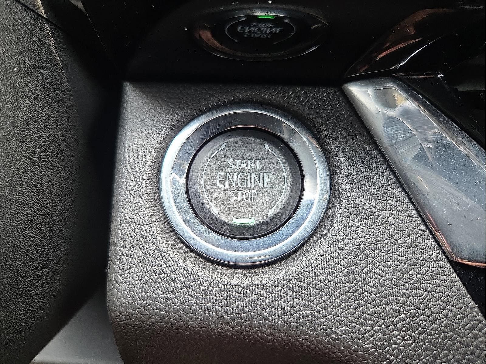 Used 2025 Buick Envista Avenir FWD image 20