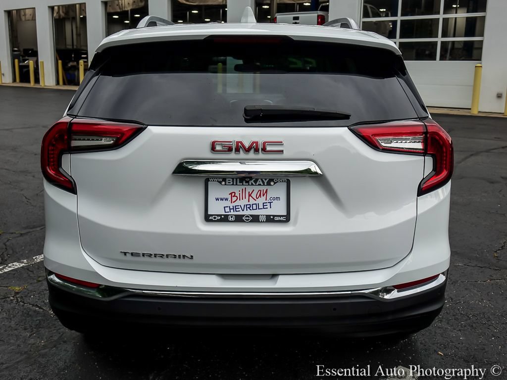 Certified 2022 GMC Terrain SLT w/ Tech Package FWD image 7