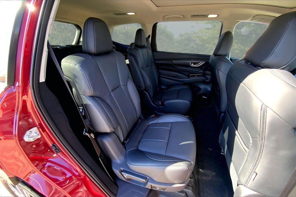 New 2026 Subaru Ascent Limited image 9