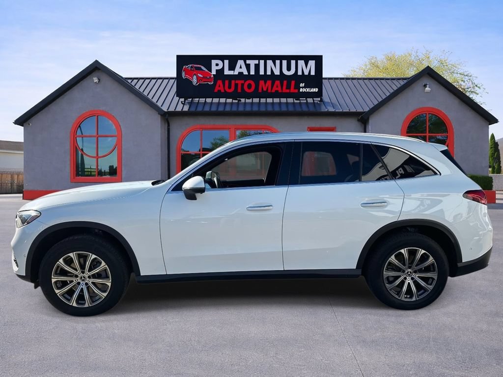 Used 2024 Mercedes-Benz GLC 300 4MATIC image 6