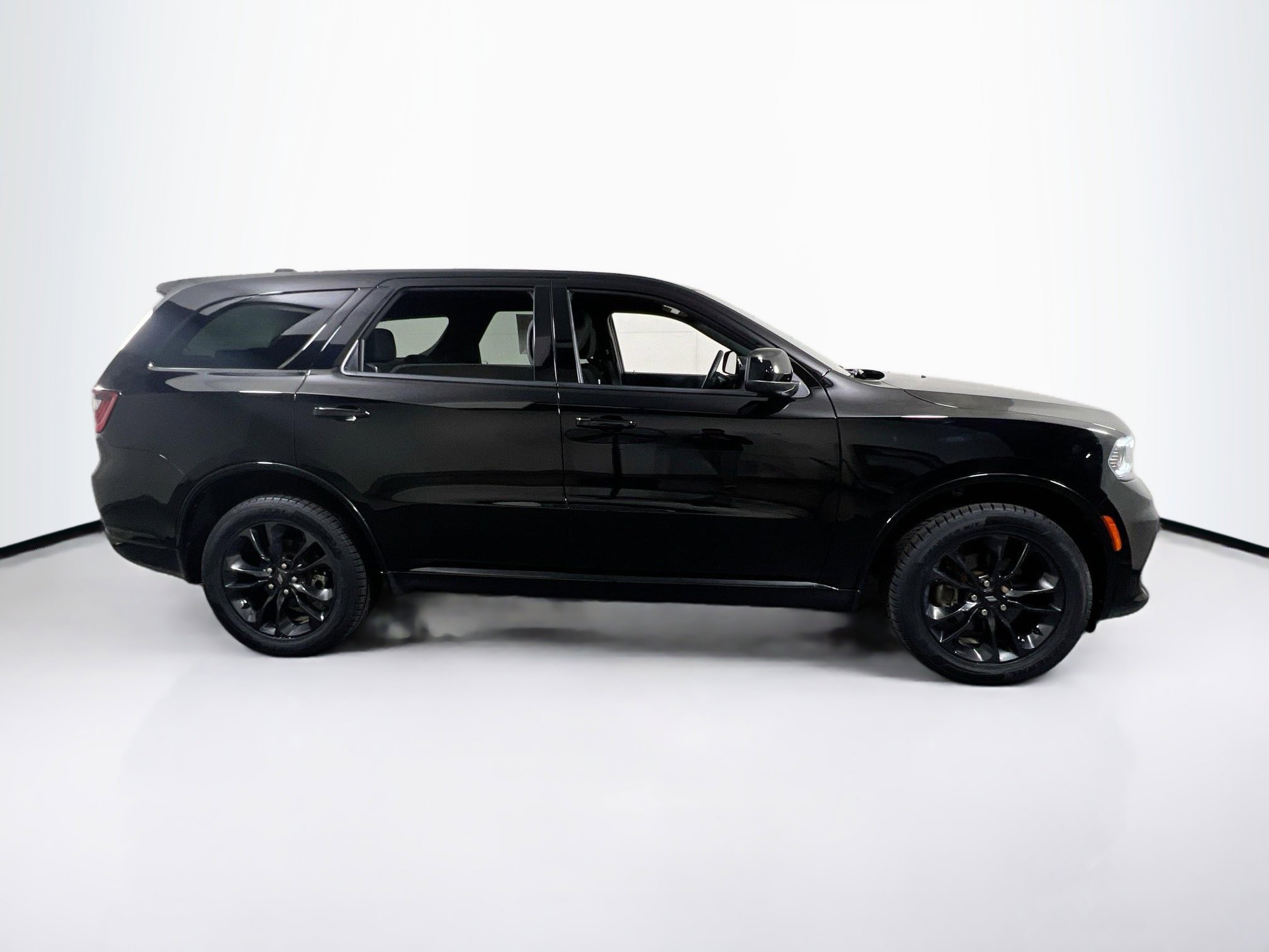 Used 2022 Dodge Durango SXT w/ Blacktop Package image 4