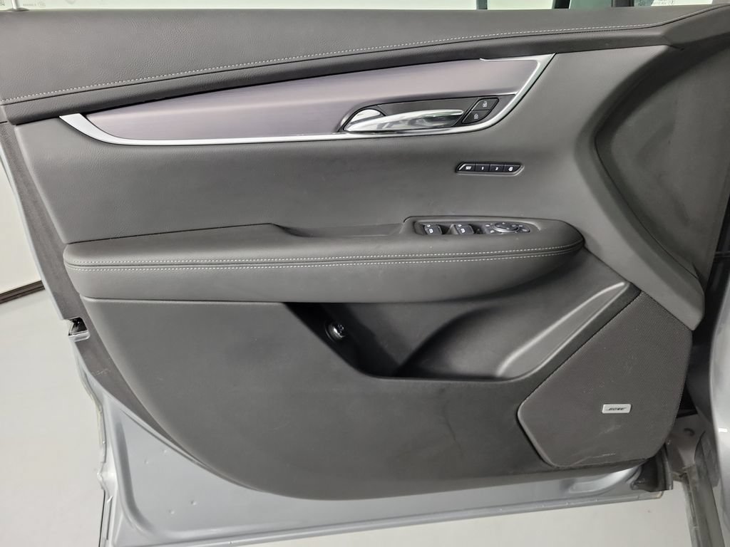 Certified 2024 Cadillac XT6 Luxury w/ LPO, Floor Liner Package FWD image 20