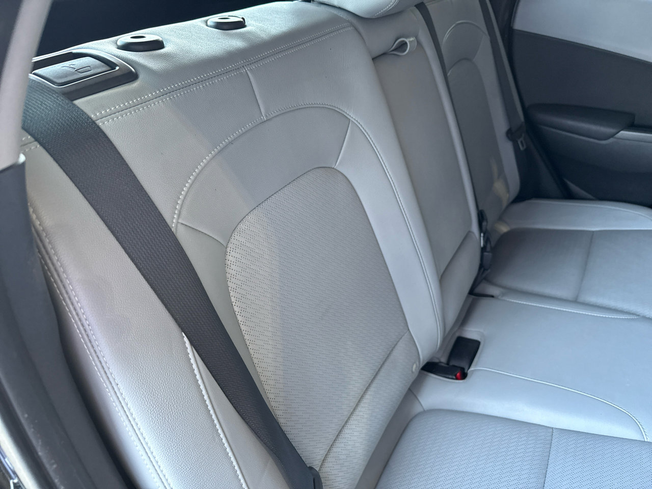 Used 2018 Hyundai Kona Limited image 49