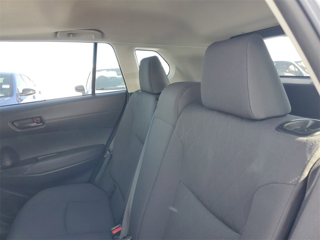 Used 2022 Toyota Corolla Cross LE image 12