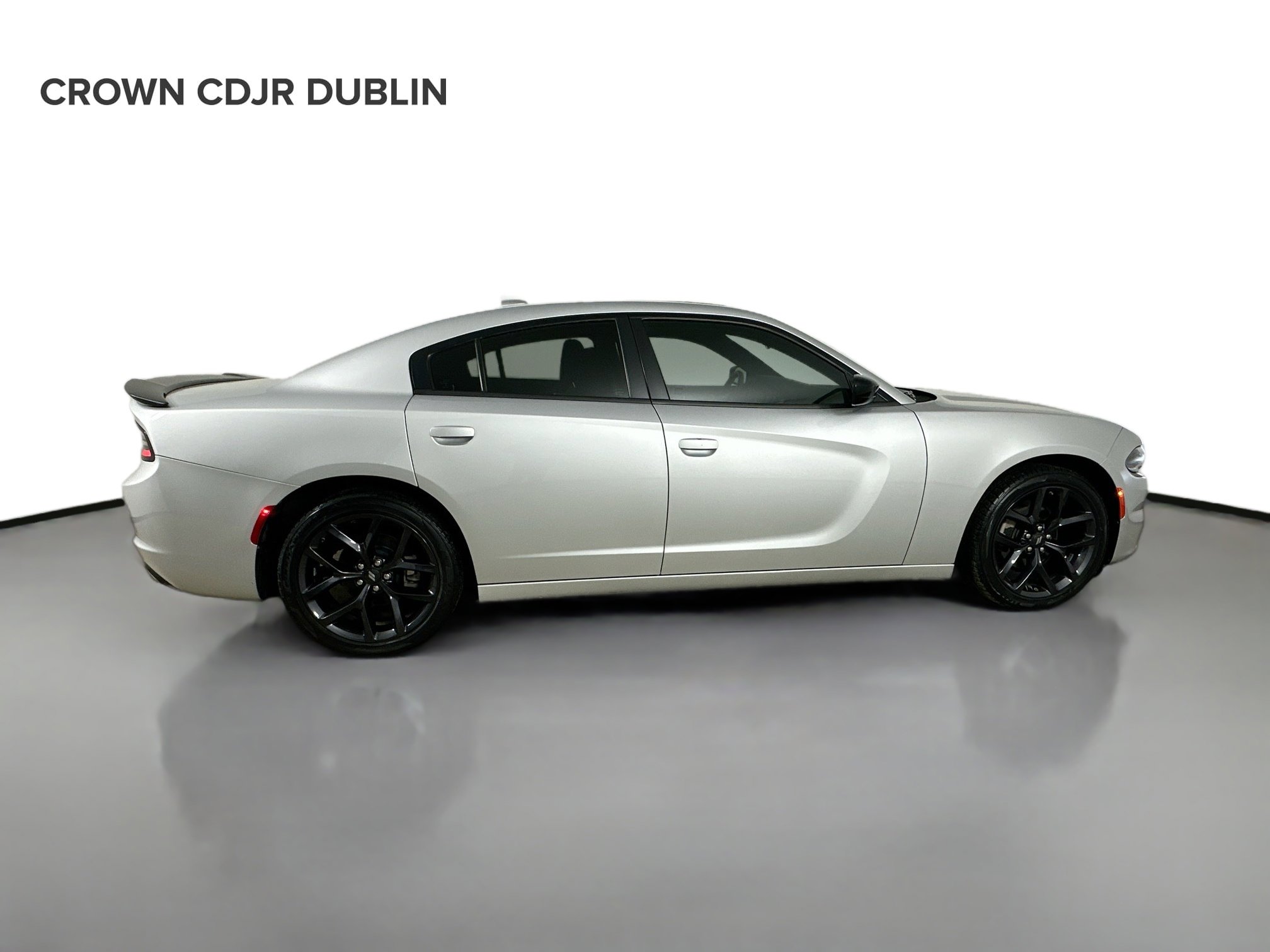 Used 2023 Dodge Charger SXT w/ Blacktop Package image 5