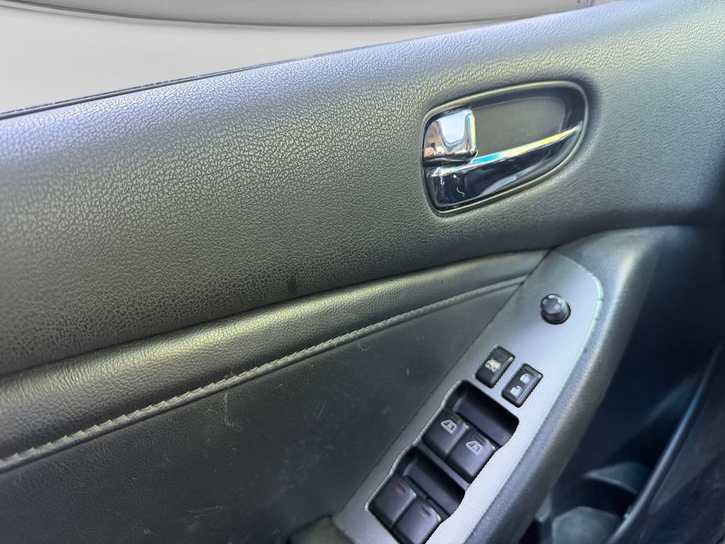 Used 2007 Nissan Altima 3.5 SL w/ Technology Pkg FWD image 20