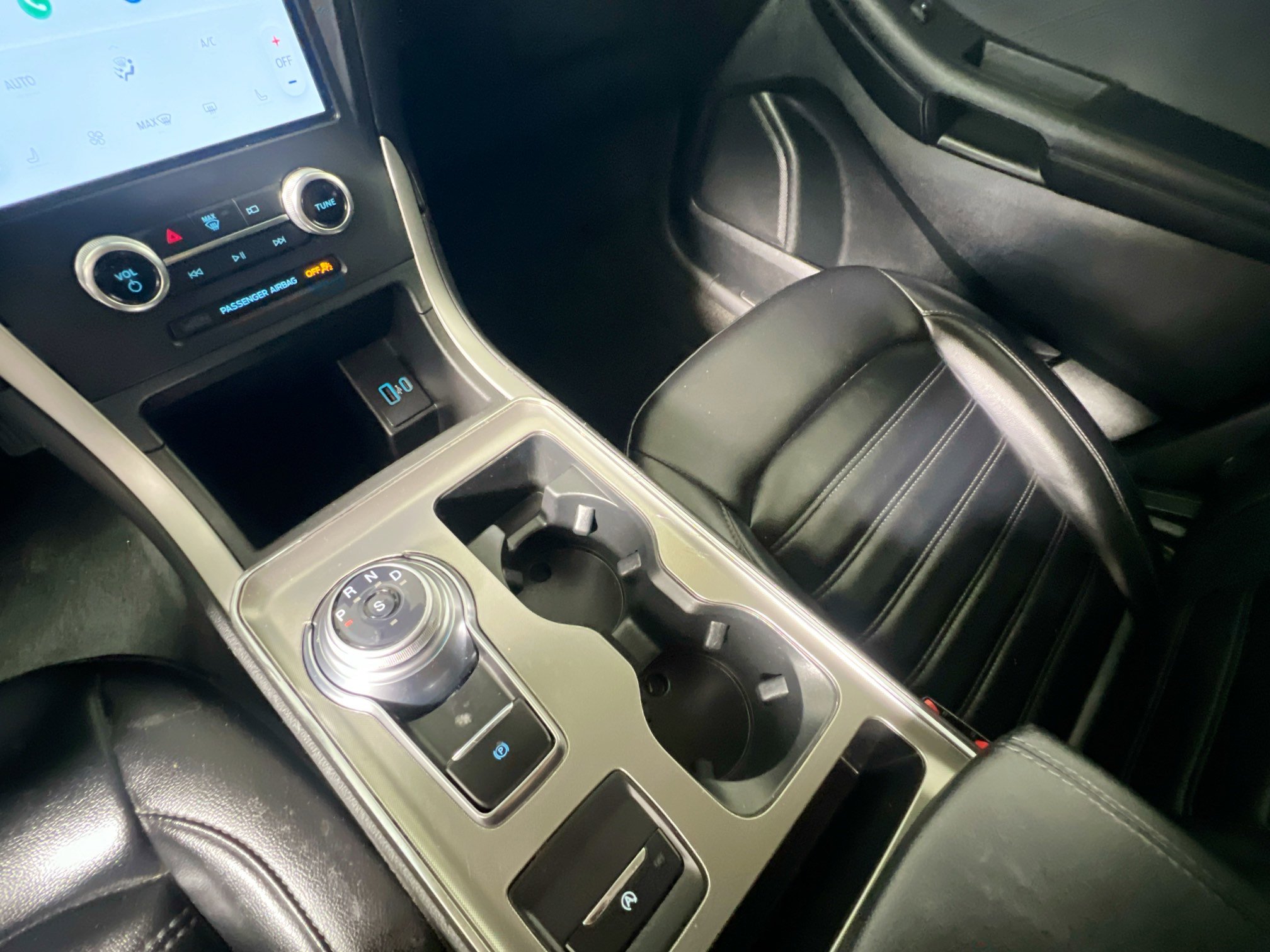 Used 2022 Ford Edge SEL image 26