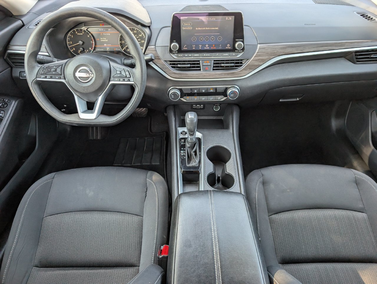 Used 2025 Nissan Altima 2.5 SV FWD image 8