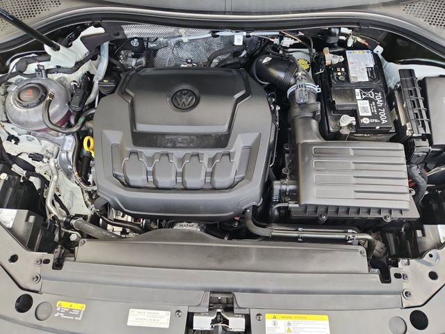 Used 2024 Volkswagen Tiguan SE R-Line image 29