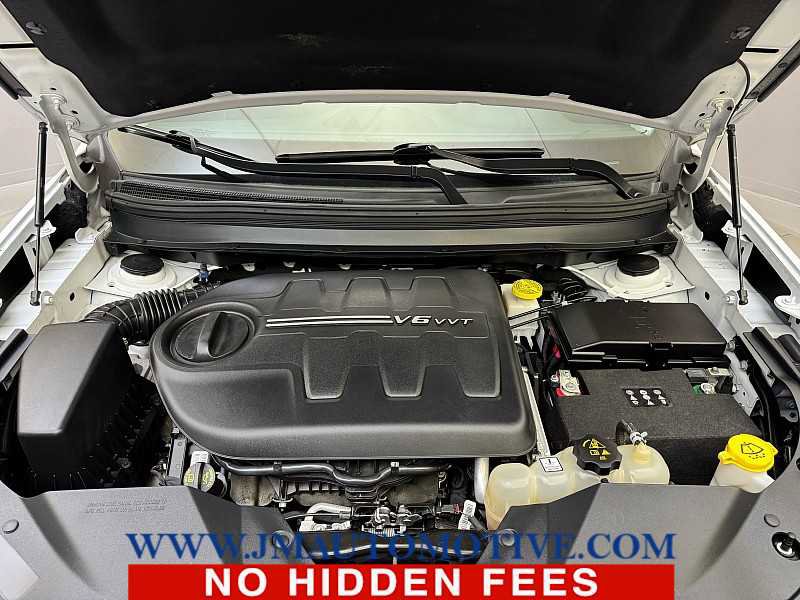 Used 2019 Jeep Cherokee Limited image 10