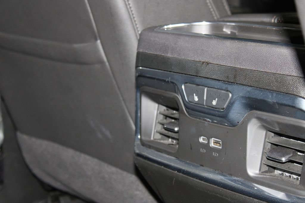 Used 2024 Chevrolet Silverado 2500 High Country image 33
