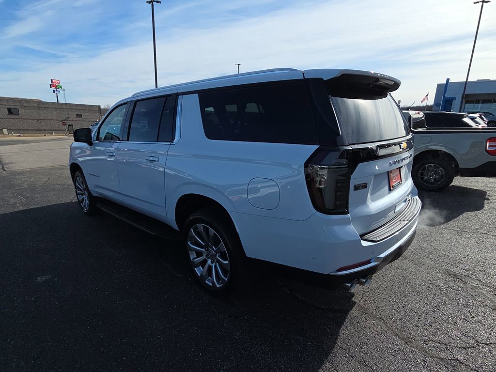 New 2026 Chevrolet Suburban Premier w/ Sun And Tow Package image 6