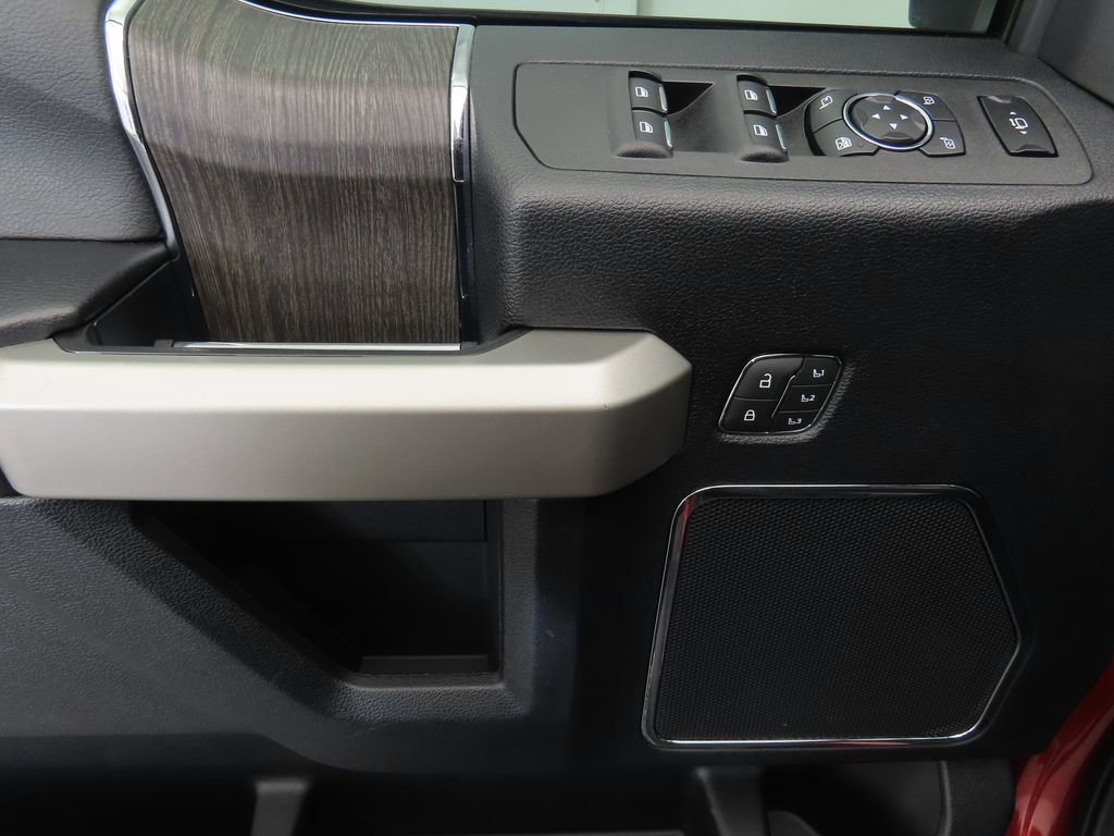 Used 2020 Ford F350 Lariat w/ Lariat Ultimate Package image 22
