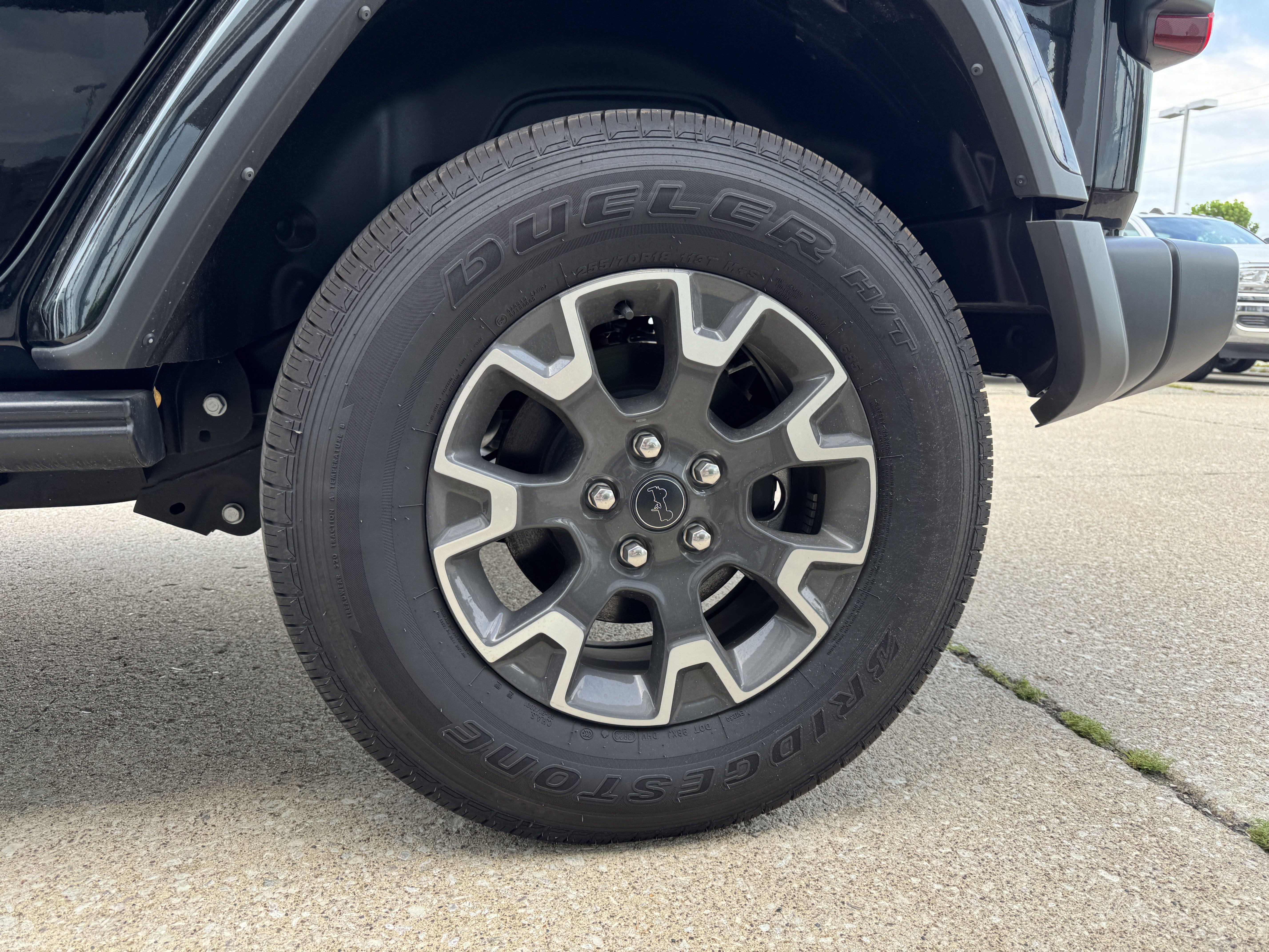 New 2024 Jeep Wrangler Sahara w/ Technology Group image 15