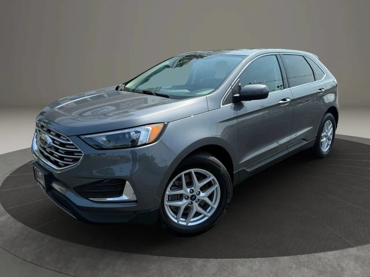 Used 2022 Ford Edge SEL AWD/4WD image 2