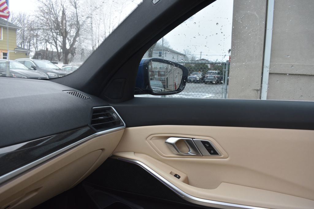 Used 2022 BMW 330e 330e iPerformance image 19