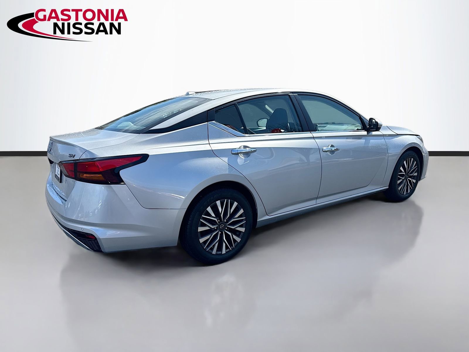 Used 2023 Nissan Altima 2.5 SV image 7