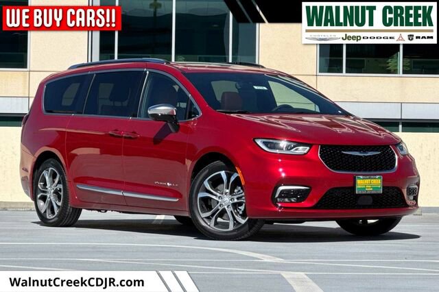 New 2026 Chrysler Pacifica Pinnacle image 1