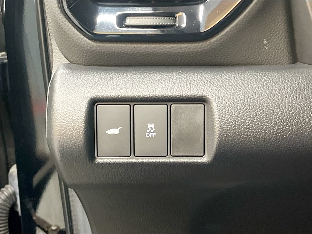Used 2024 Honda Pilot Touring image 10