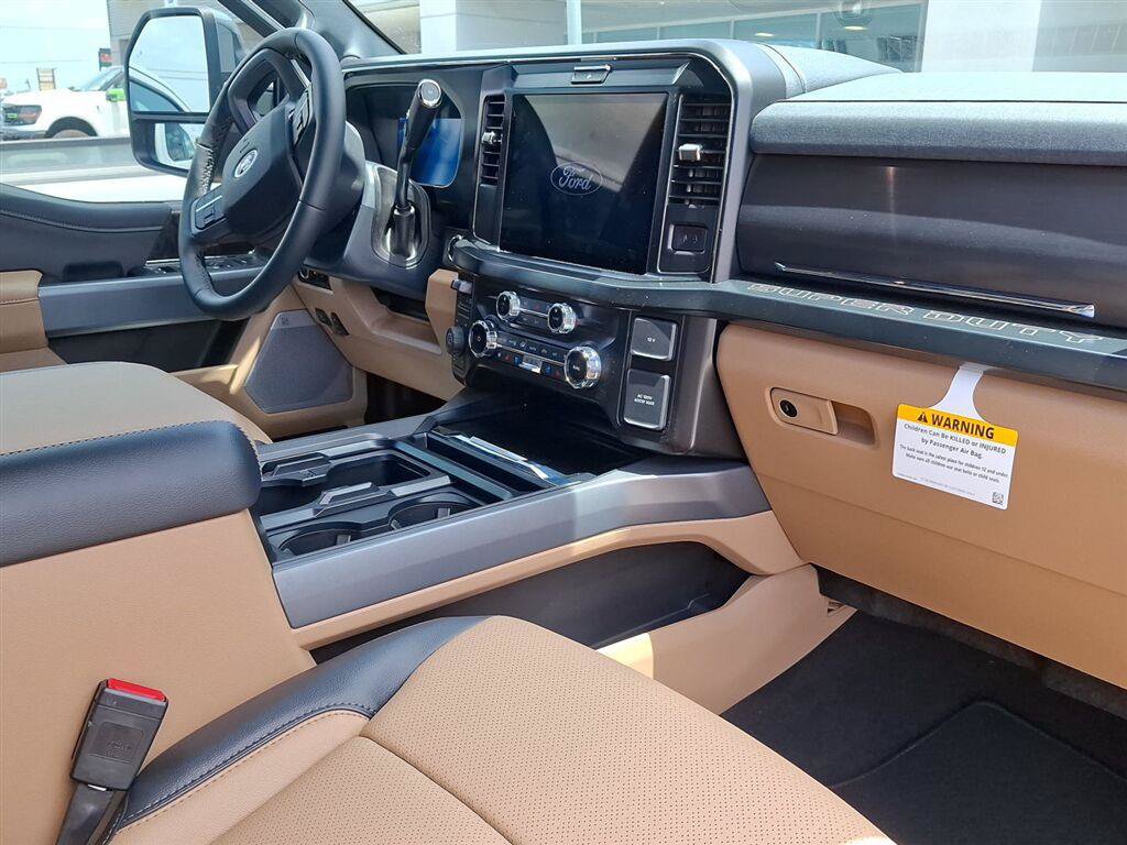 Used 2026 Ford F250 Lariat w/ Tremor Off-Road Package AWD/4WD image 18