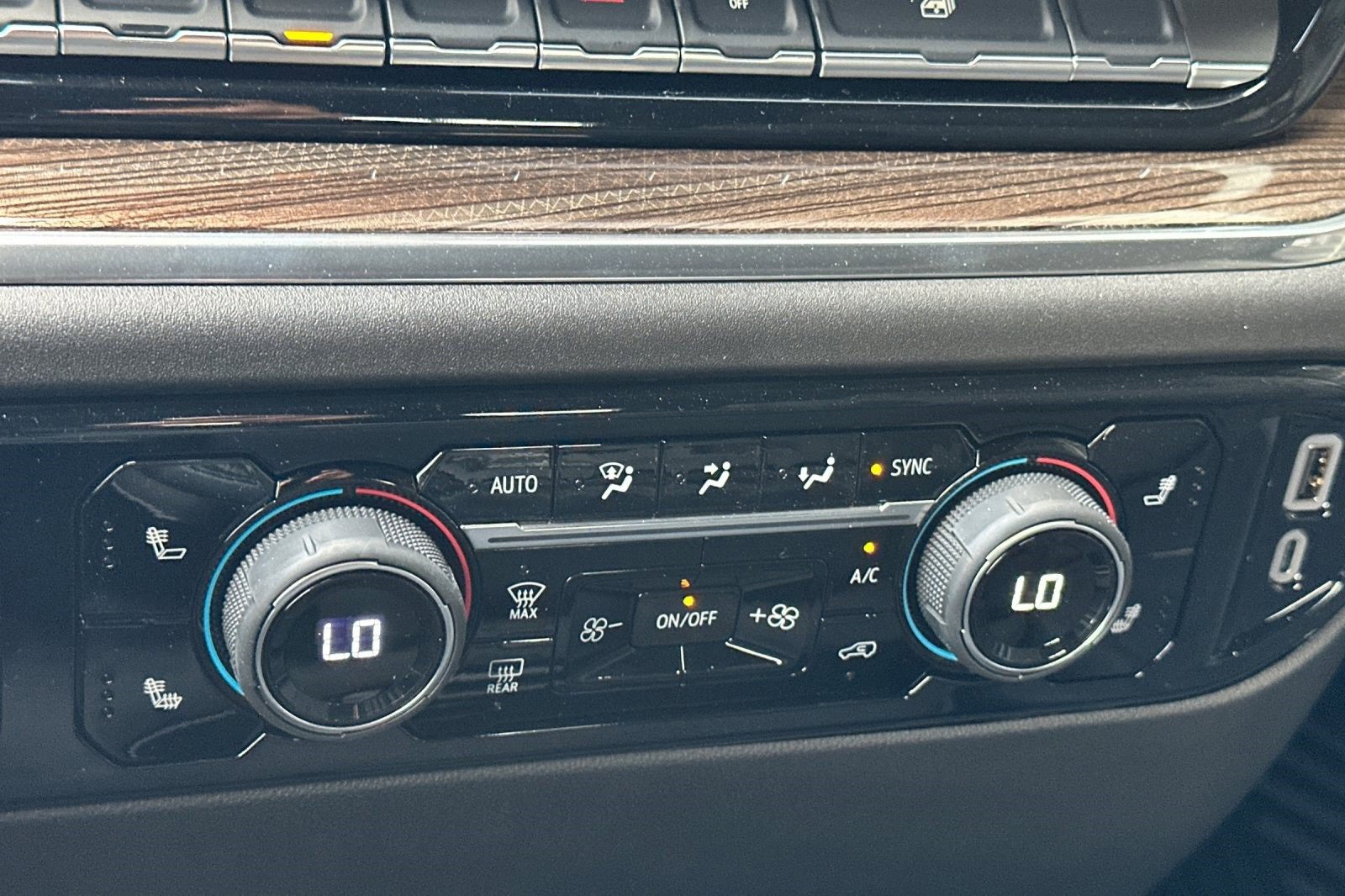 New 2025 Chevrolet Silverado 1500 LT w/ Texas Edition Plus image 23