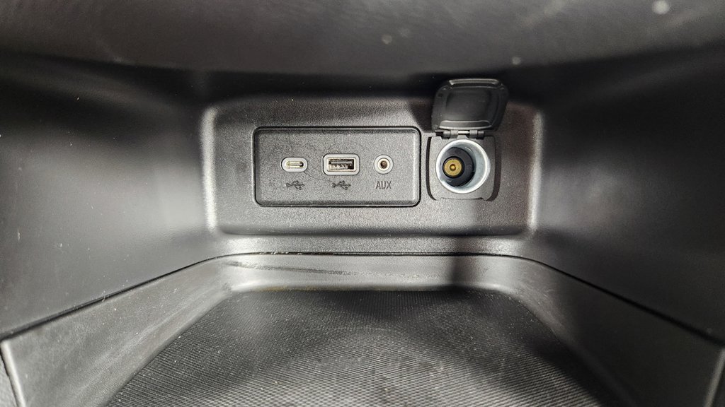 Used 2023 Chevrolet Equinox LT AWD/4WD image 28