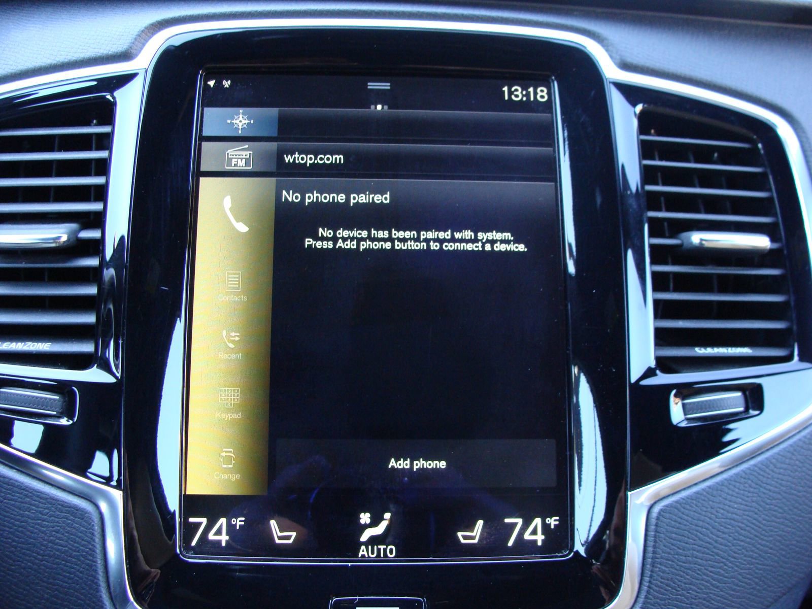 Used 2016 Volvo XC90 T6 Momentum w/ Momentum Plus Package image 19