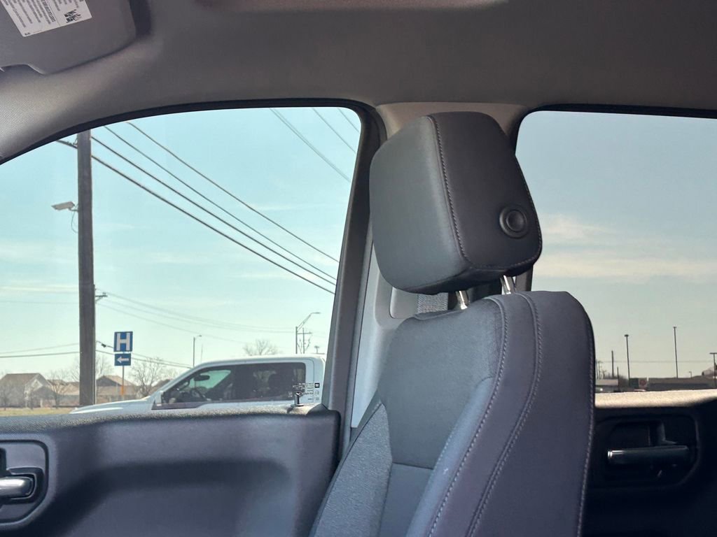 Used 2026 Chevrolet Silverado 1500 Custom Trail Boss w/ Dark Appearance Package image 14