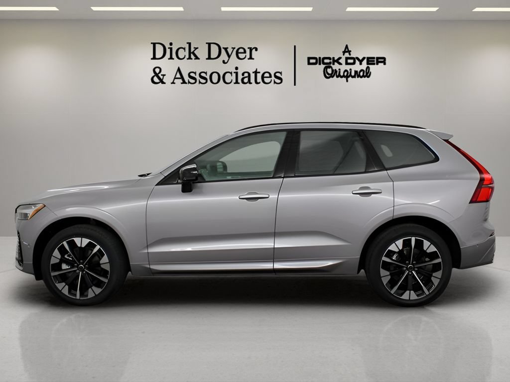Certified 2026 Volvo XC60 B5 Plus w/ Protection Package Premier AWD/4WD image 6