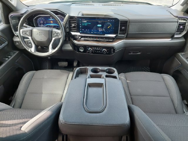 Certified 2024 Chevrolet Silverado 1500 RST w/ Z71 Off-Road Package AWD/4WD image 3
