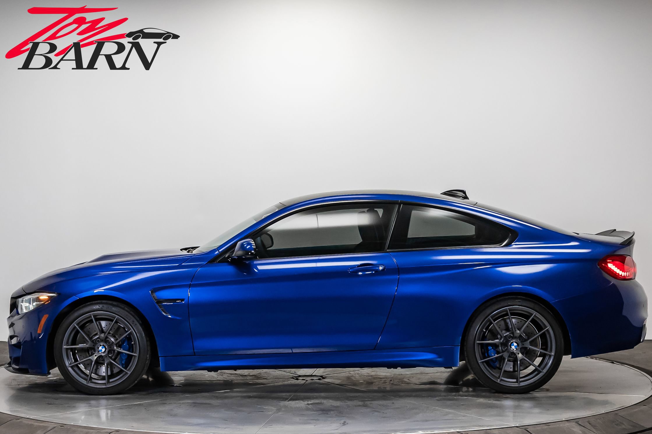 Used 2019 BMW M4 CS w/ Executive Package image 2