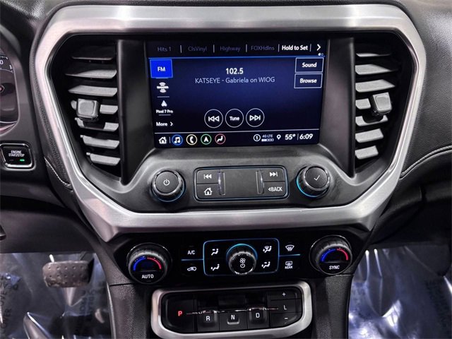 Used 2023 GMC Acadia SLT image 21