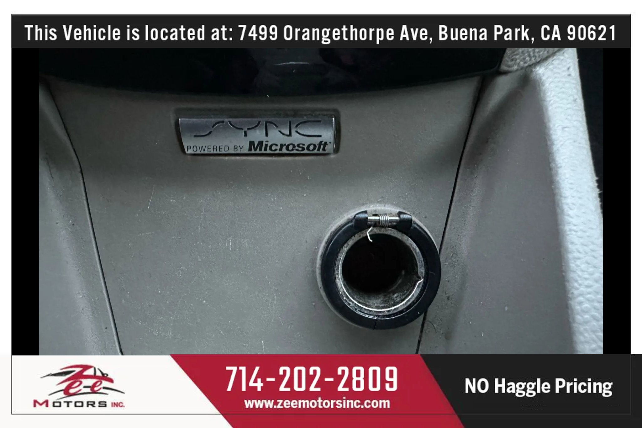 Used 2014 Ford Fiesta Titanium image 31