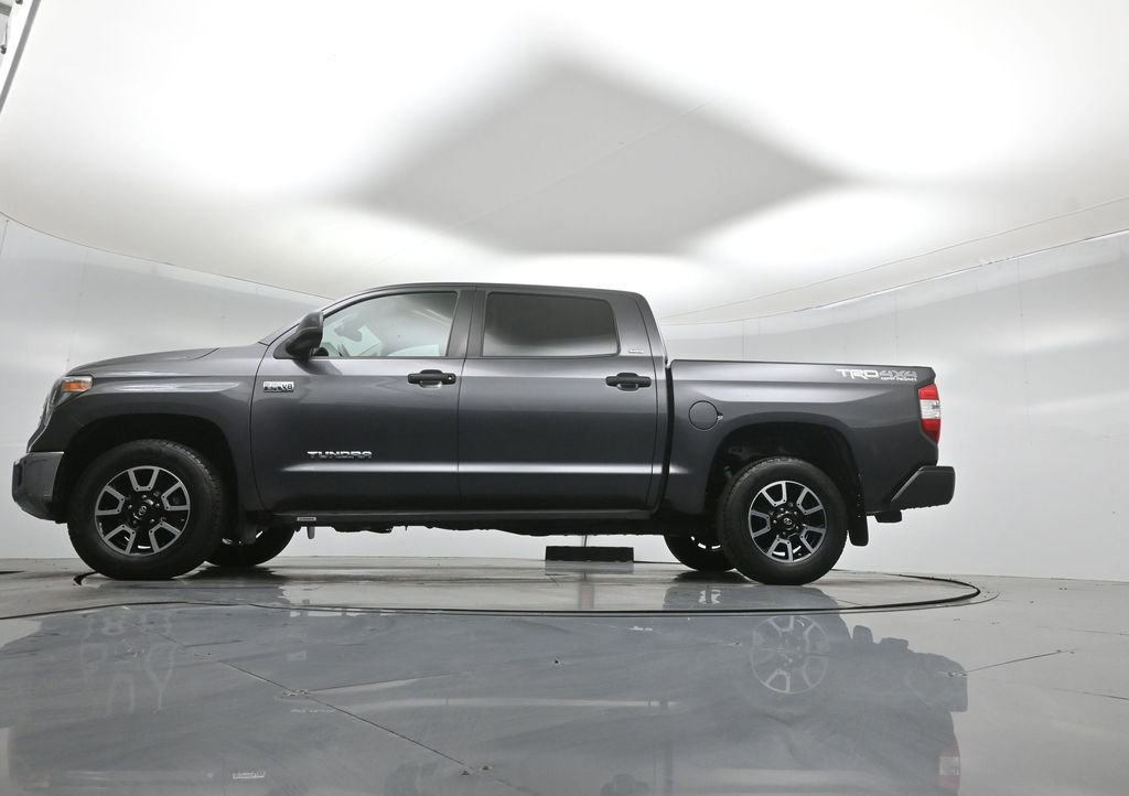 Used 2018 Toyota Tundra SR5 w/ TRD Off Road Package image 8