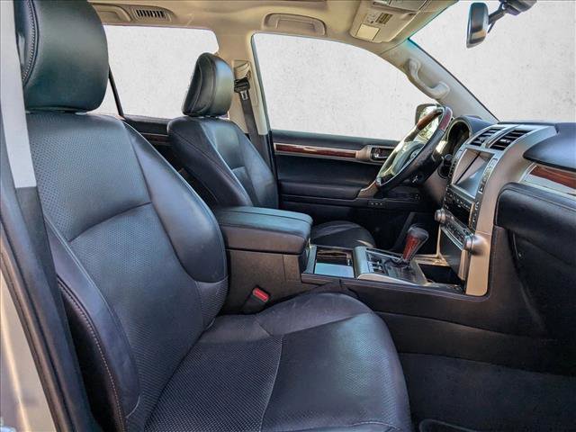 Used 2010 Lexus GX 460 image 28