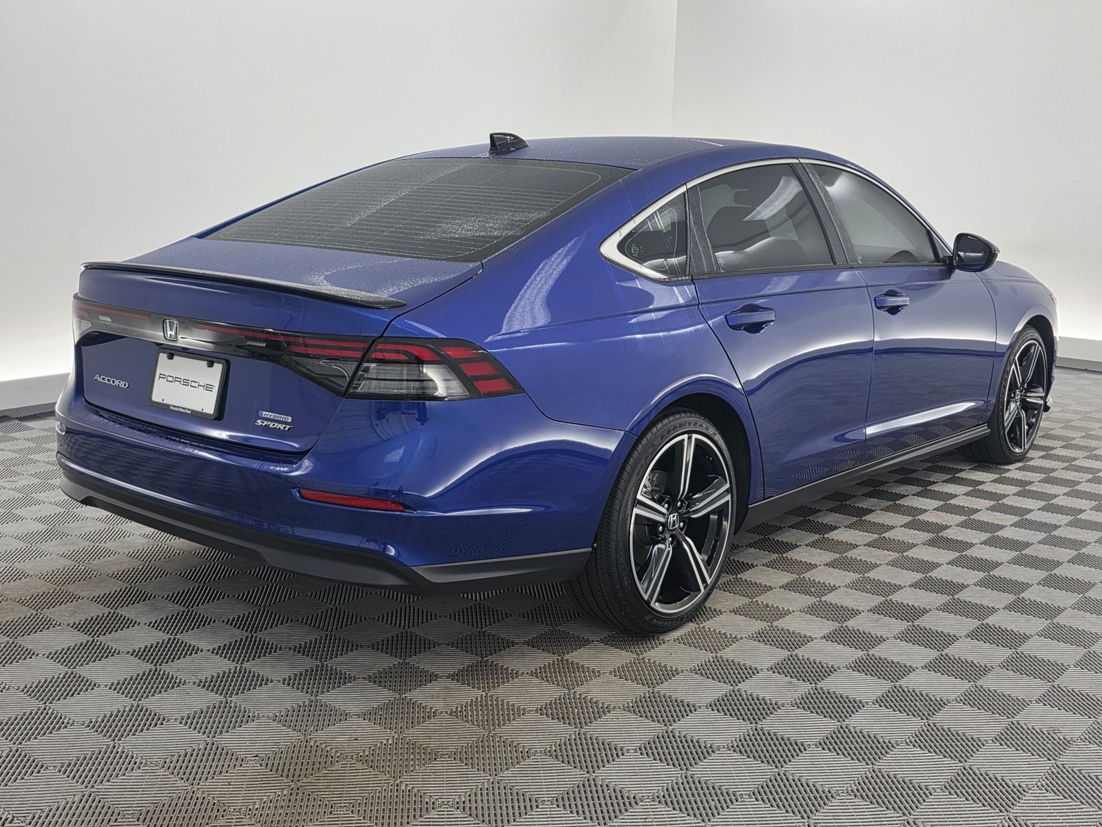 Used 2025 Honda Accord Sport image 7