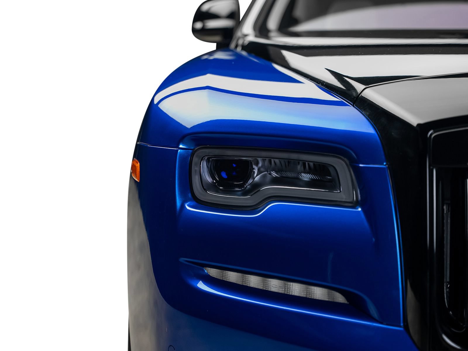 Used 2018 Rolls-Royce Wraith RWD image 3