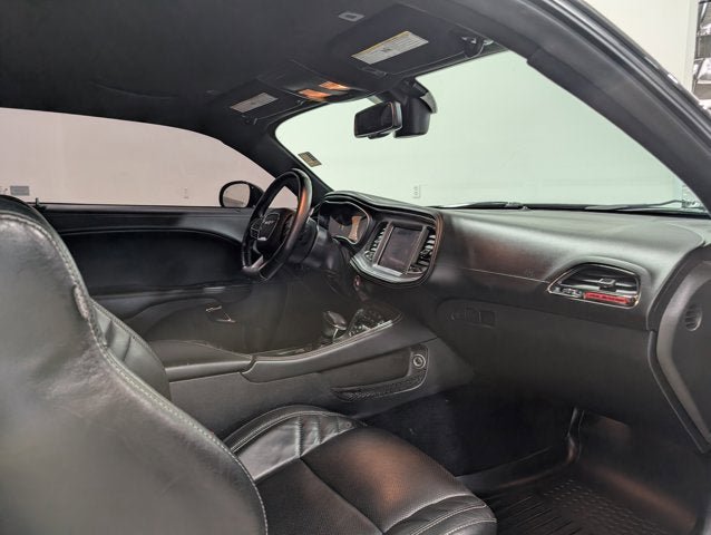Used 2023 Dodge Challenger SRT Hellcat RWD image 16