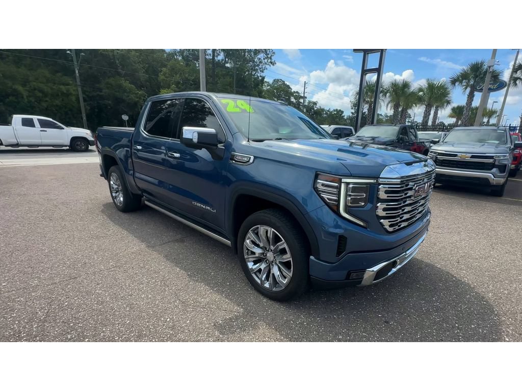 Used 2024 GMC Sierra 1500 Denali w/ Denali Reserve Package AWD/4WD image 8