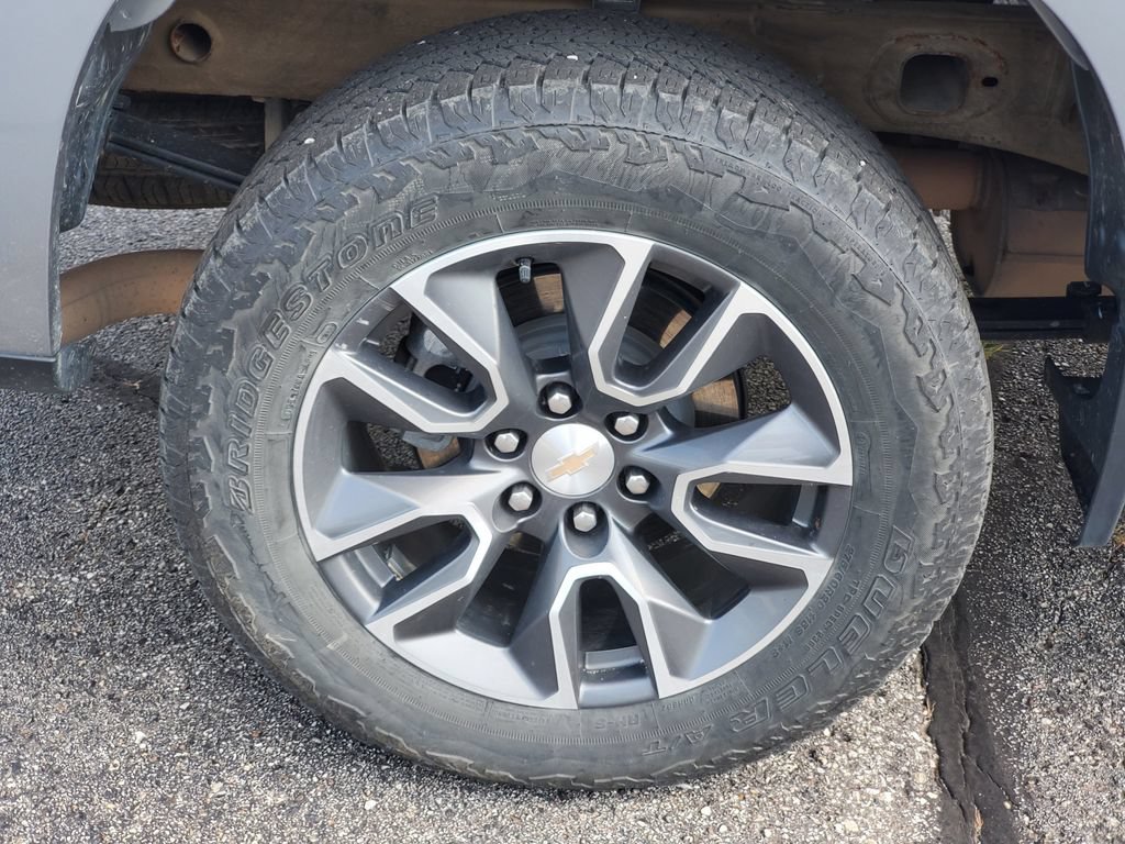 Certified 2024 Chevrolet Silverado 1500 LT AWD/4WD image 30