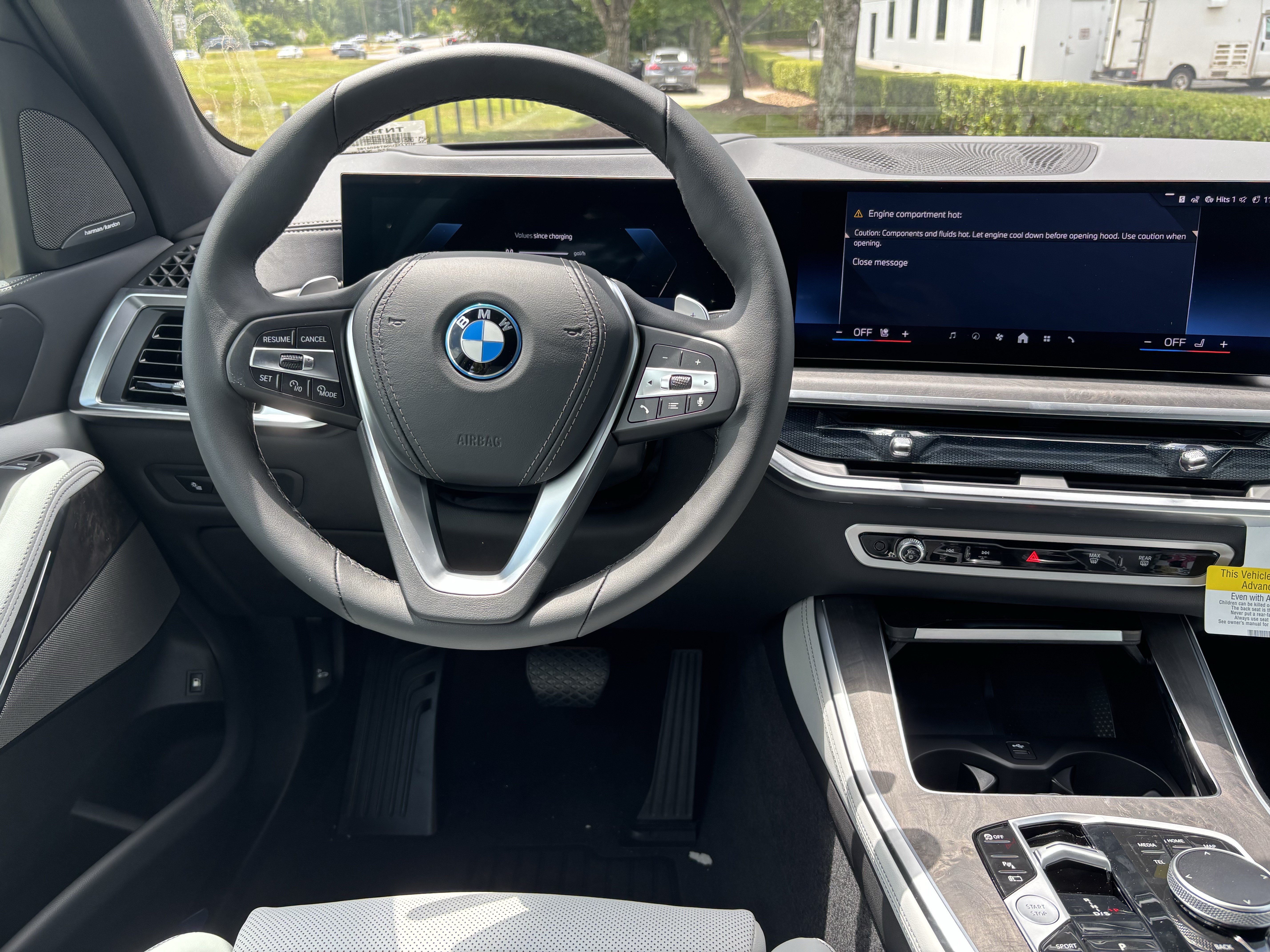 New 2026 BMW X5 xDrive50e w/ Premium Package AWD/4WD image 19