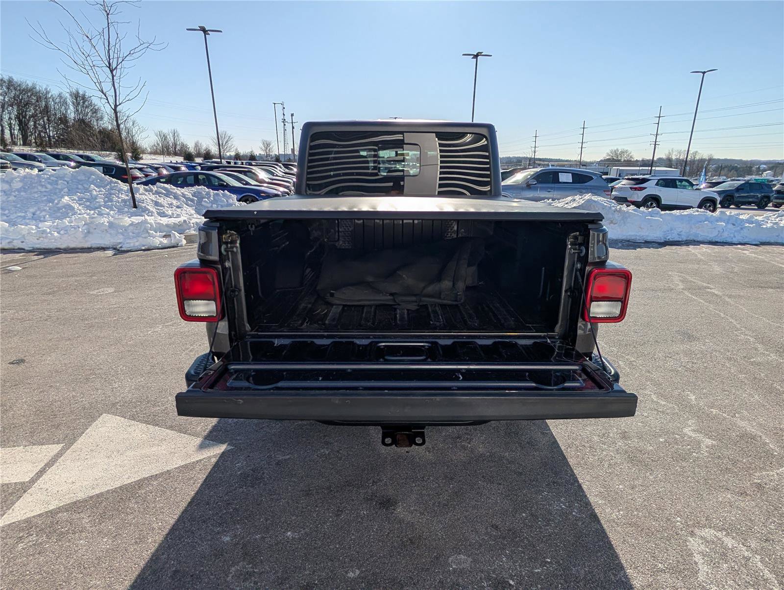 Used 2023 Jeep Gladiator Sport image 12