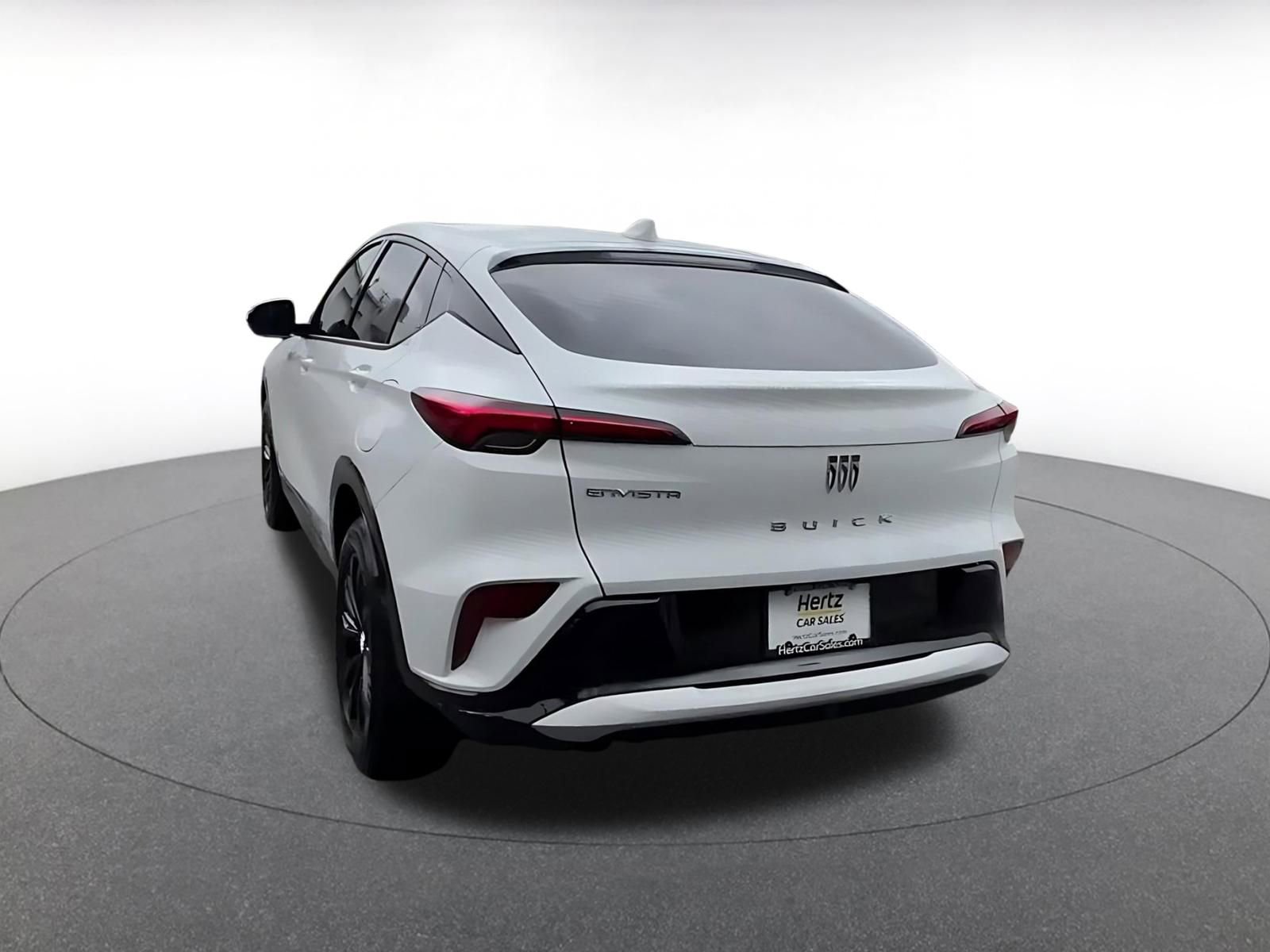 Used 2025 Buick Envista Sport Touring image 11