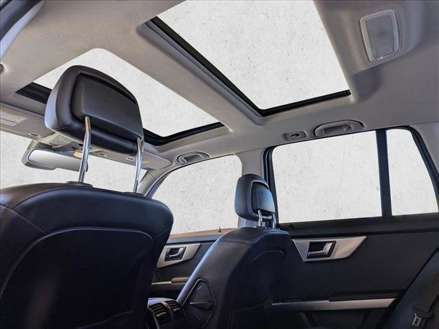 Used 2015 Mercedes-Benz GLK 350 4MATIC image 27