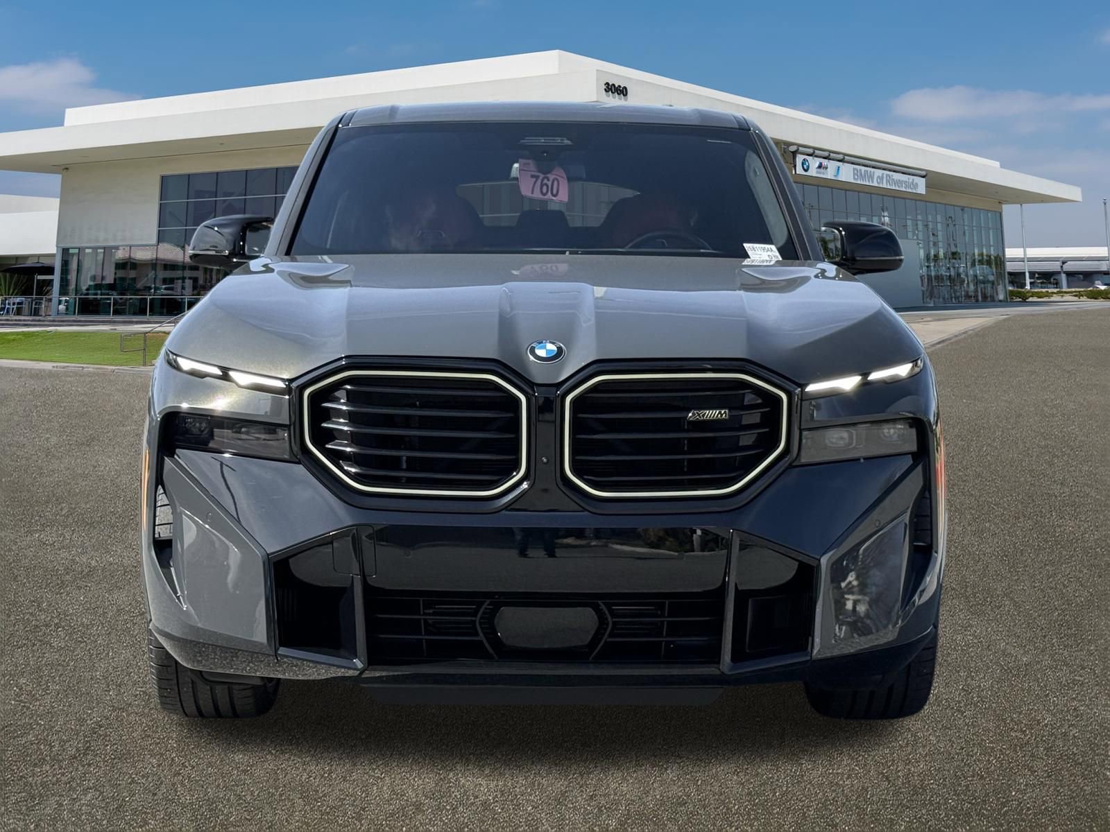 Used 2025 BMW XM Base image 3