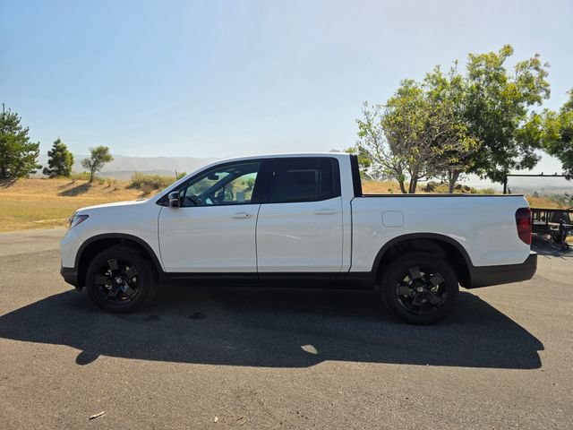 New 2026 Honda Ridgeline Black Edition image 8