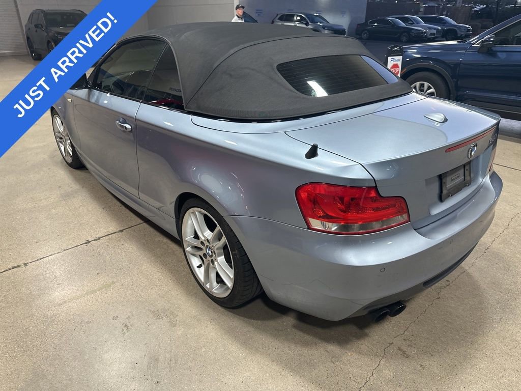 Used 2012 BMW 135i Convertible image 4